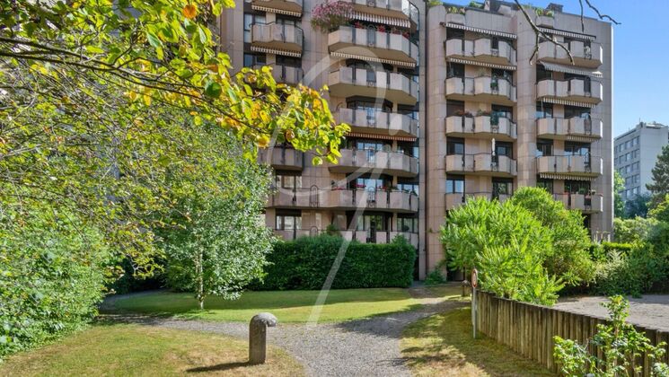 Condominium apartment CH-1206 Genève