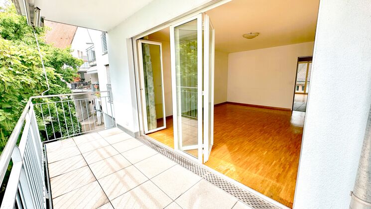 Tolle, offene 3.5 Zi Wohnung (wird im Moment renoviert)