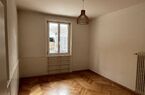 BEL APPARTEMENT DE 2½ PIECES
PROCHE DE TOUTES COMMODITES