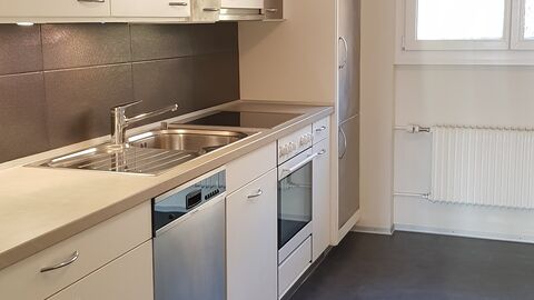 Frisch renovierte Wohnung !