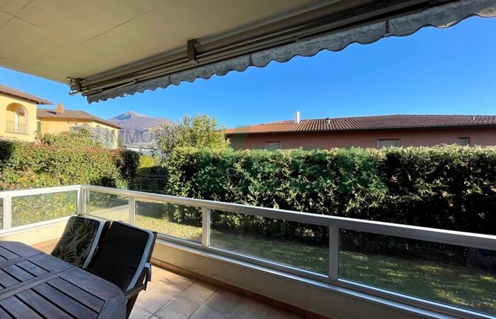 Luminoso appartamento 5,5 locali con bella terrazza e giardino privato