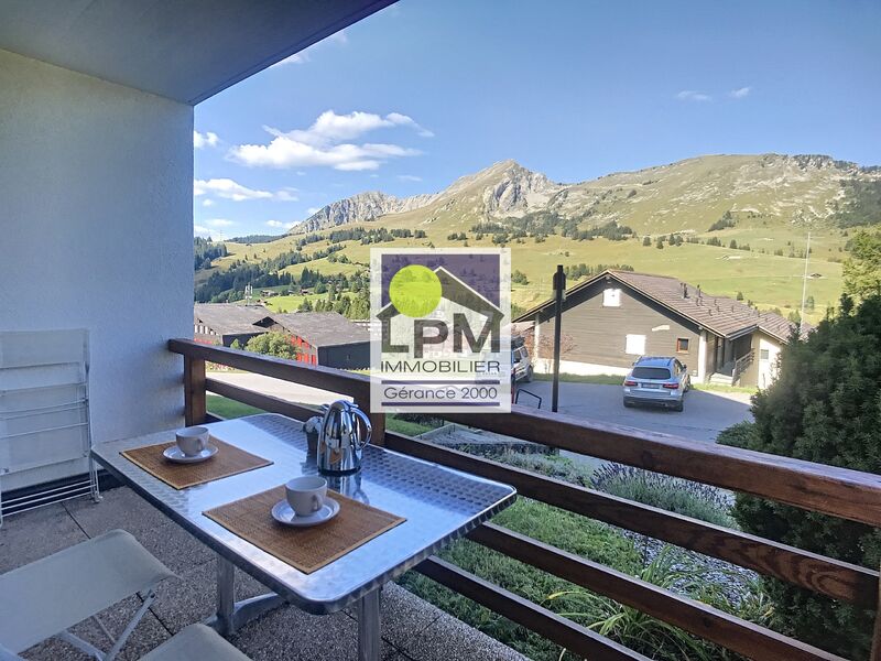 Large studio with "separate bedroom" at the foot of the slopes