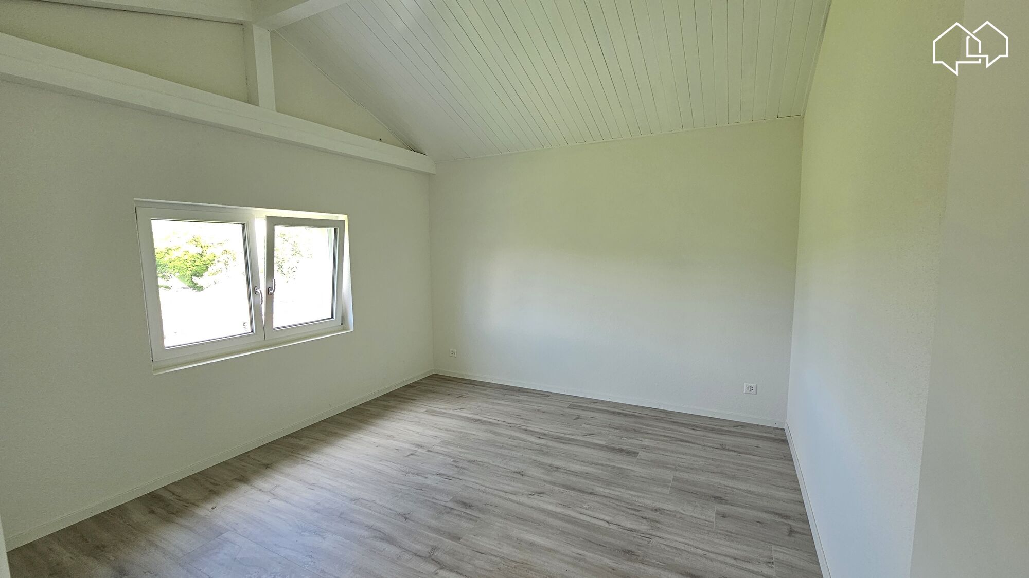 3.5 pièces 2ème étage (immeuble rénové)