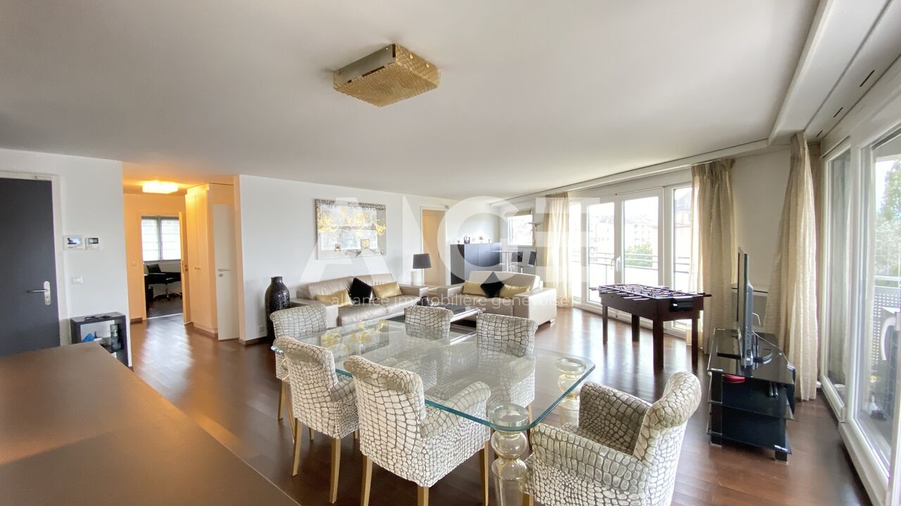 Magnifique appartement attique en duplex aux prestations luxueuses