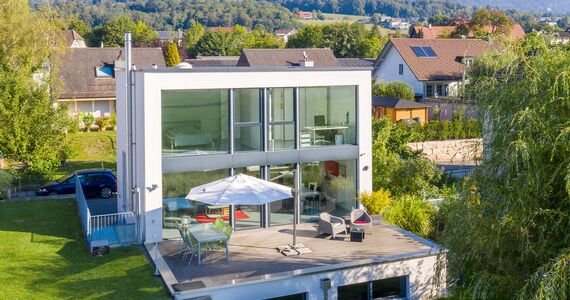 PURISTISCHER WOHNTRAUM VEREINT MIT FLAIR