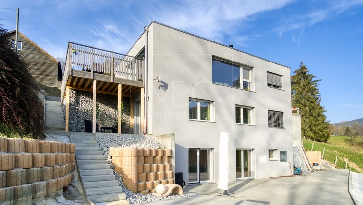 EXCLUSIVITE villa moderne avec vue dégagée à La Roche FR