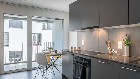 Studio au 5ème avec balcon