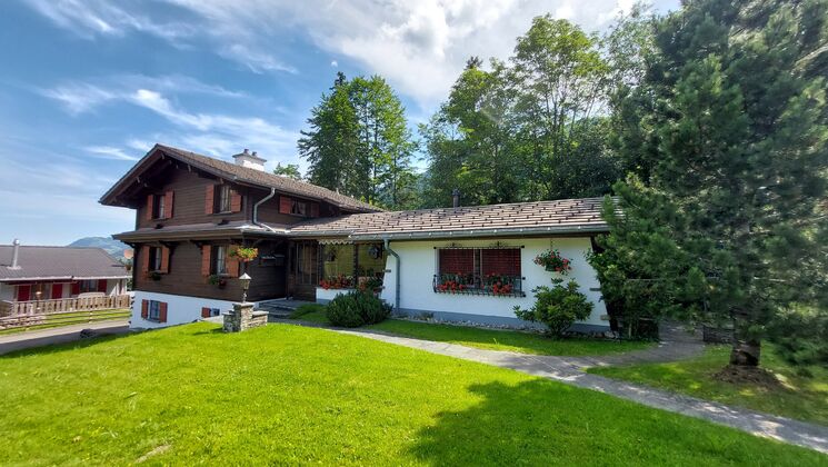 Einmaliges charmantes Chalet mit Einliegerwohnung in Sörenberg