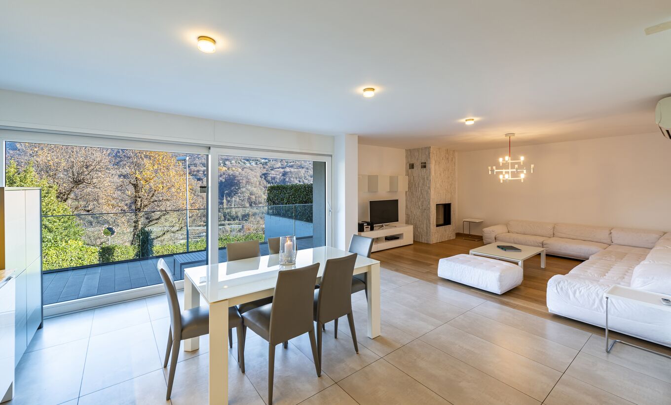 Residenza Aurea: spacious 6.5-room apartment