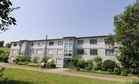 Helle ruhige 3.5-Zimmer Wohnung in Murten