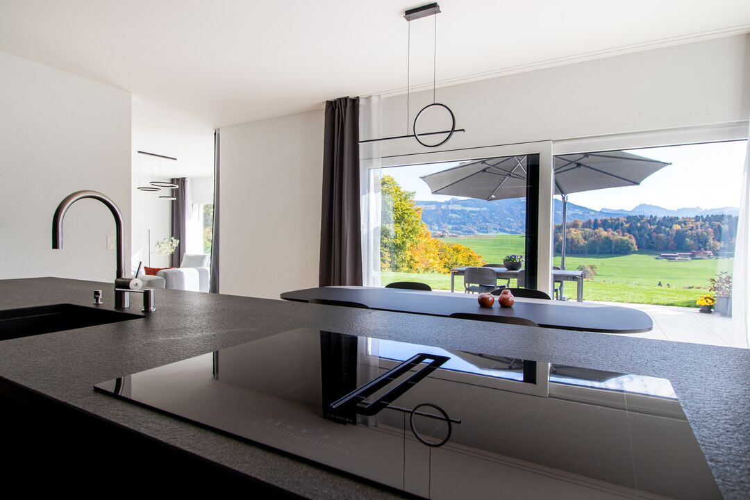 Projet immobilier aux Fiaugères avec 2 maisons construites, la cuisine