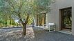Exceptional Custom Villa - Exceptional Setting !