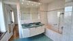 SPACIEUX APPARTEMENT DE 4,5 PIÈCES AVEC VUE PANORAMIQUE SUR LE LAC