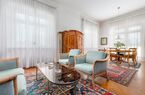 Herrliche historische Villa mit schönem Park und fantastischer Sicht