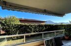 Luminoso appartamento 5,5 locali con bella terrazza e giardino privato