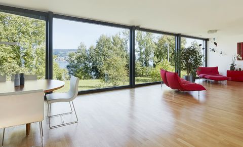 Schönes Einfamilienhaus mit fantastischem Blick auf den Zürichsee