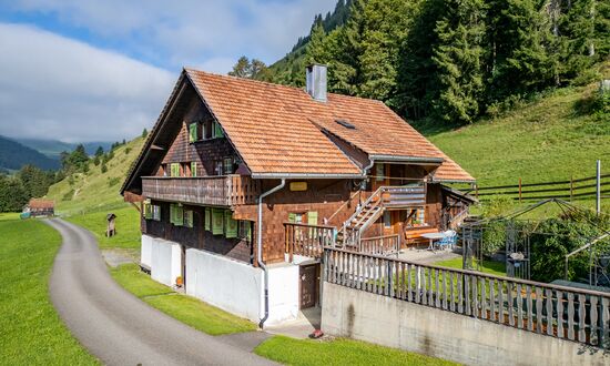 Mehrfamilienhaus mit maximaler Ruhe und purer Idylle