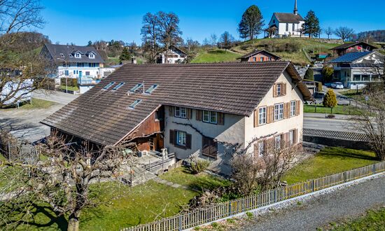 Familientraum mit grossem Garten und Potenzial