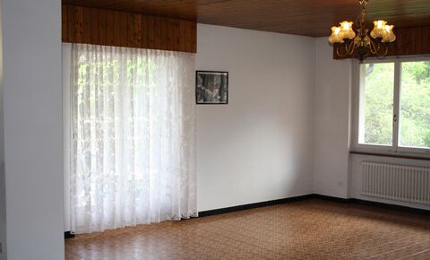 Apartment to renovate 4.5 rooms - 98 m2 with terrace