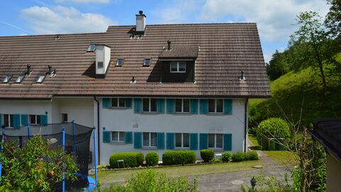 Wohnen im Grünen
Gemütliche 4 ½ Gartenwohnung in Tägerig