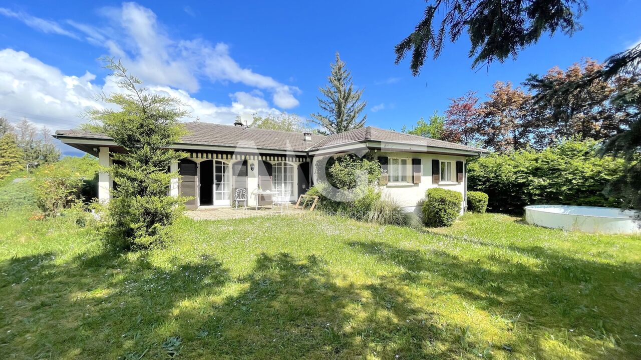 Spacious detached villa on one level