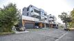 Luxuriöse Gewerbefläche mit moderner Architektur und Design