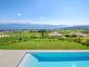 Villa luxueuse avec piscine et vue imprenable sur le lac