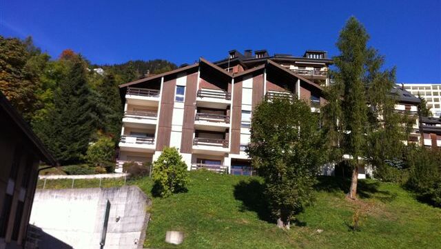 VENDU En plein centre de Leysin : appartement surplombant la Coop