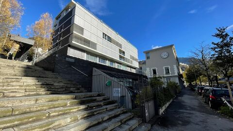 SPACIEUX APPARTEMENT DE 4,5 PIÈCES IDÉALEMENT SITUÉ À MONTREUX