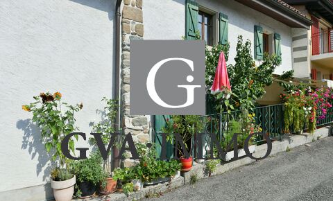 Beautiful village house in Arare