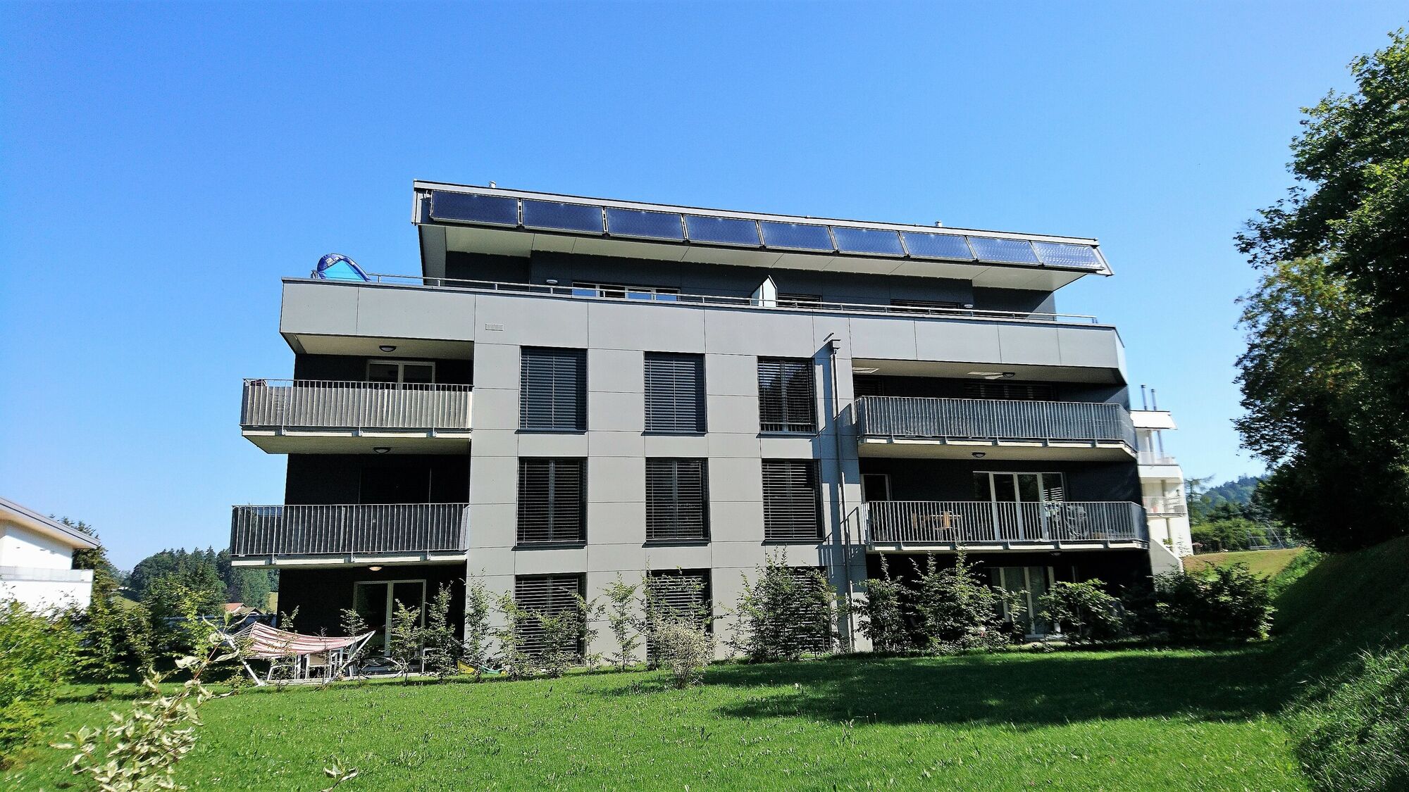 Photo 9