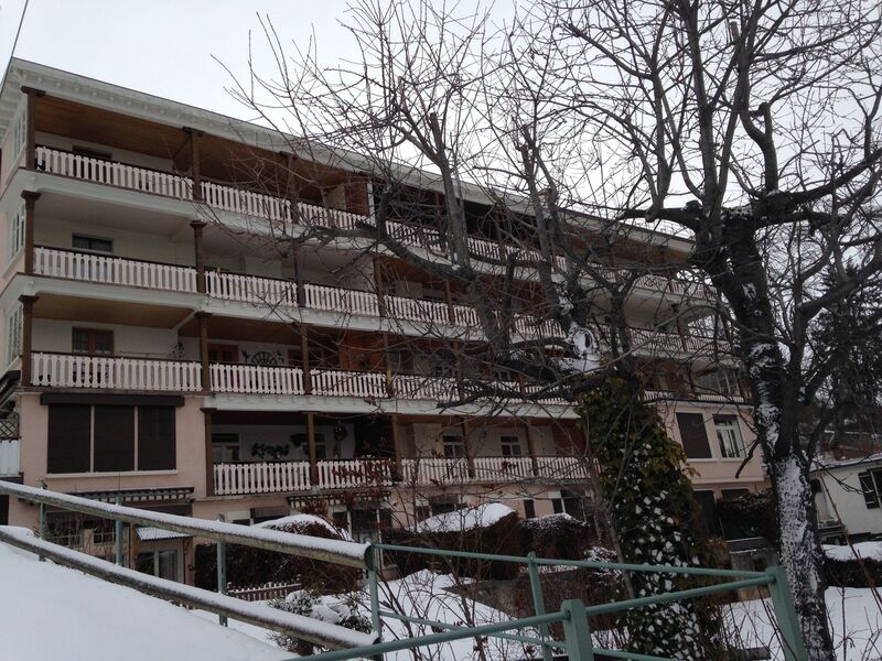 Beautiful appartment with superb view. Avail. as primary or secondary residence