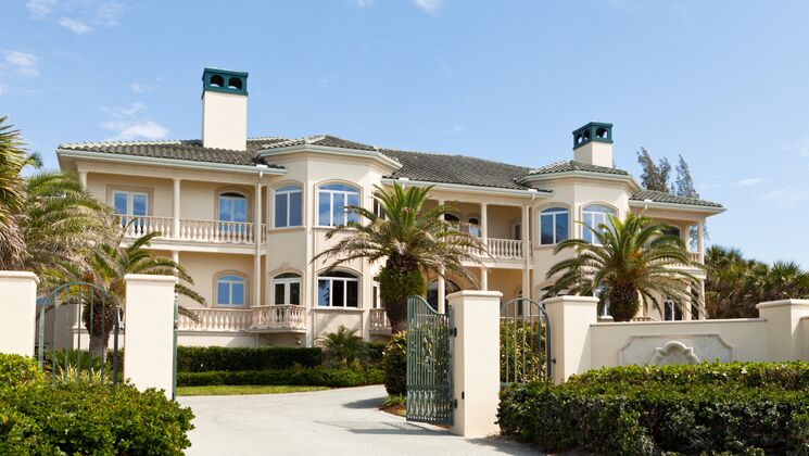 Majestic residence at the gates of Zurich