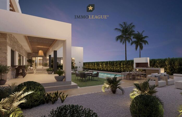Eine stilvolle Wohlfühloase mit modernem Pool, einladenden Loungebereichen und mediterranem Flair unter abendlichem Himmel.