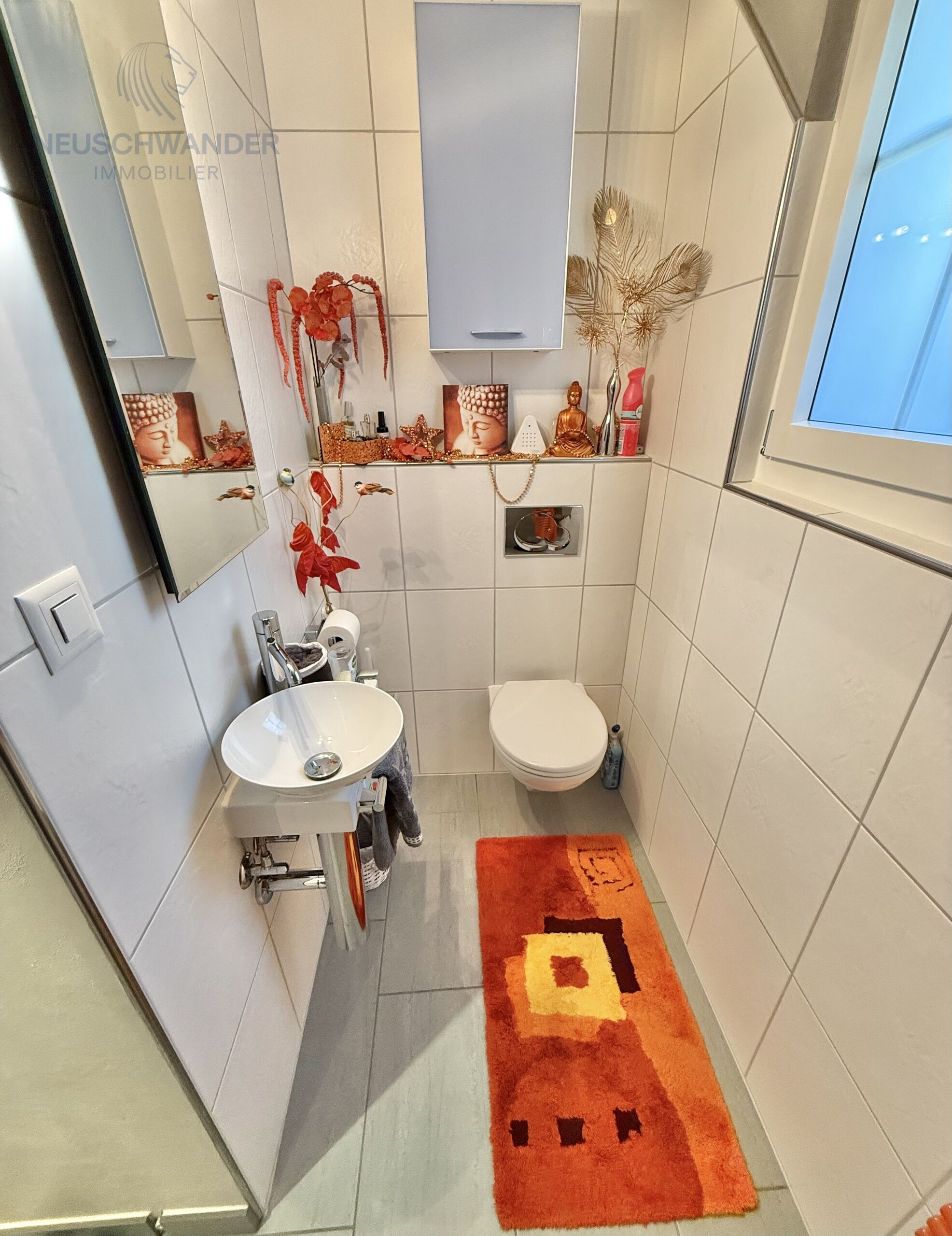 first floor / separate WC