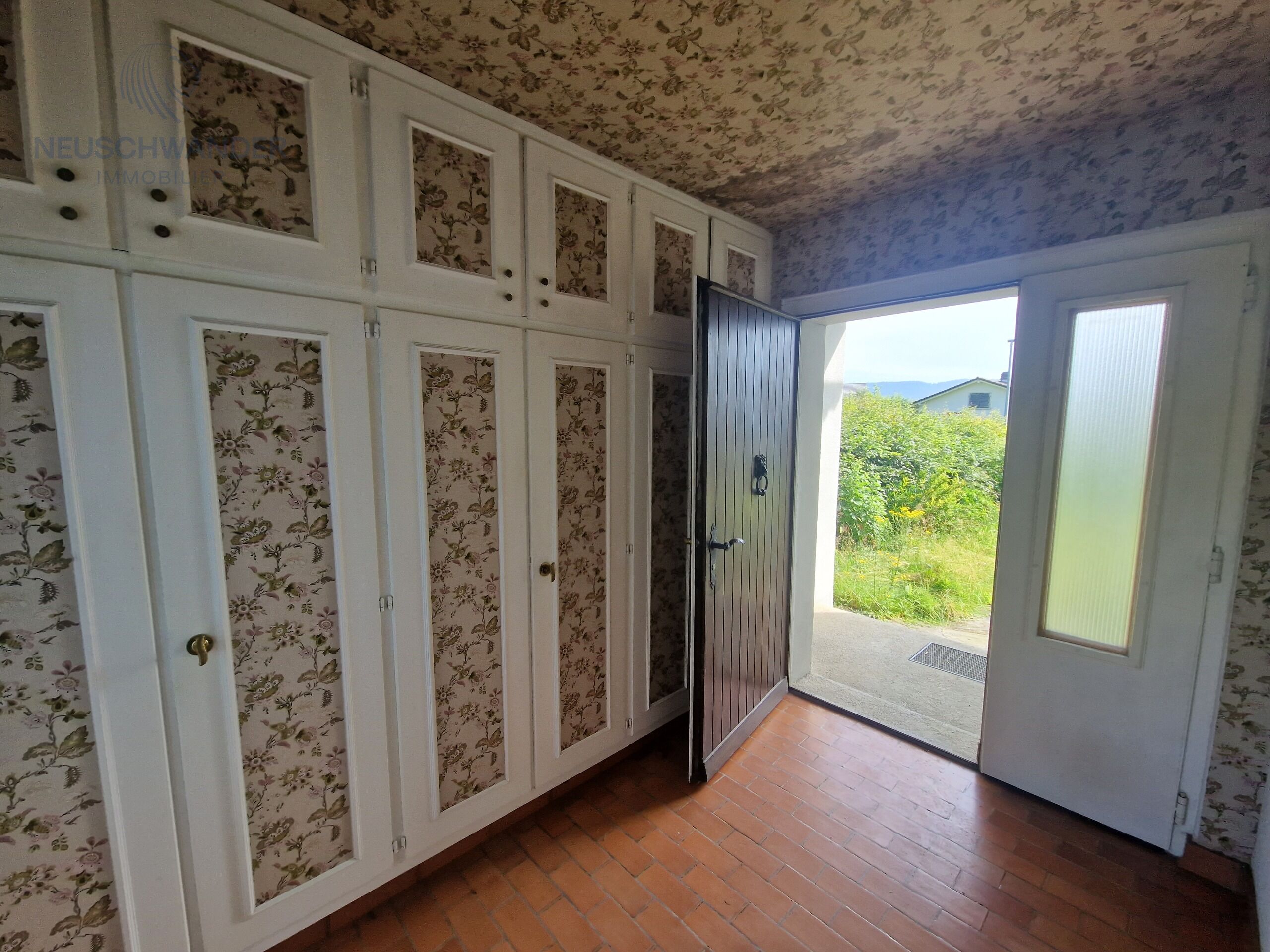 entrée / hall d'entrée - rez-supérieur