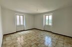 Lovely and recently renovated house with three 4.5-room apartments