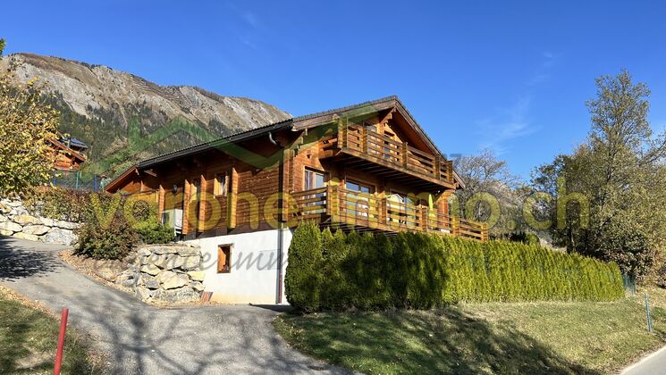 À vendre : Chalet familial de 6 pièces à Savièse