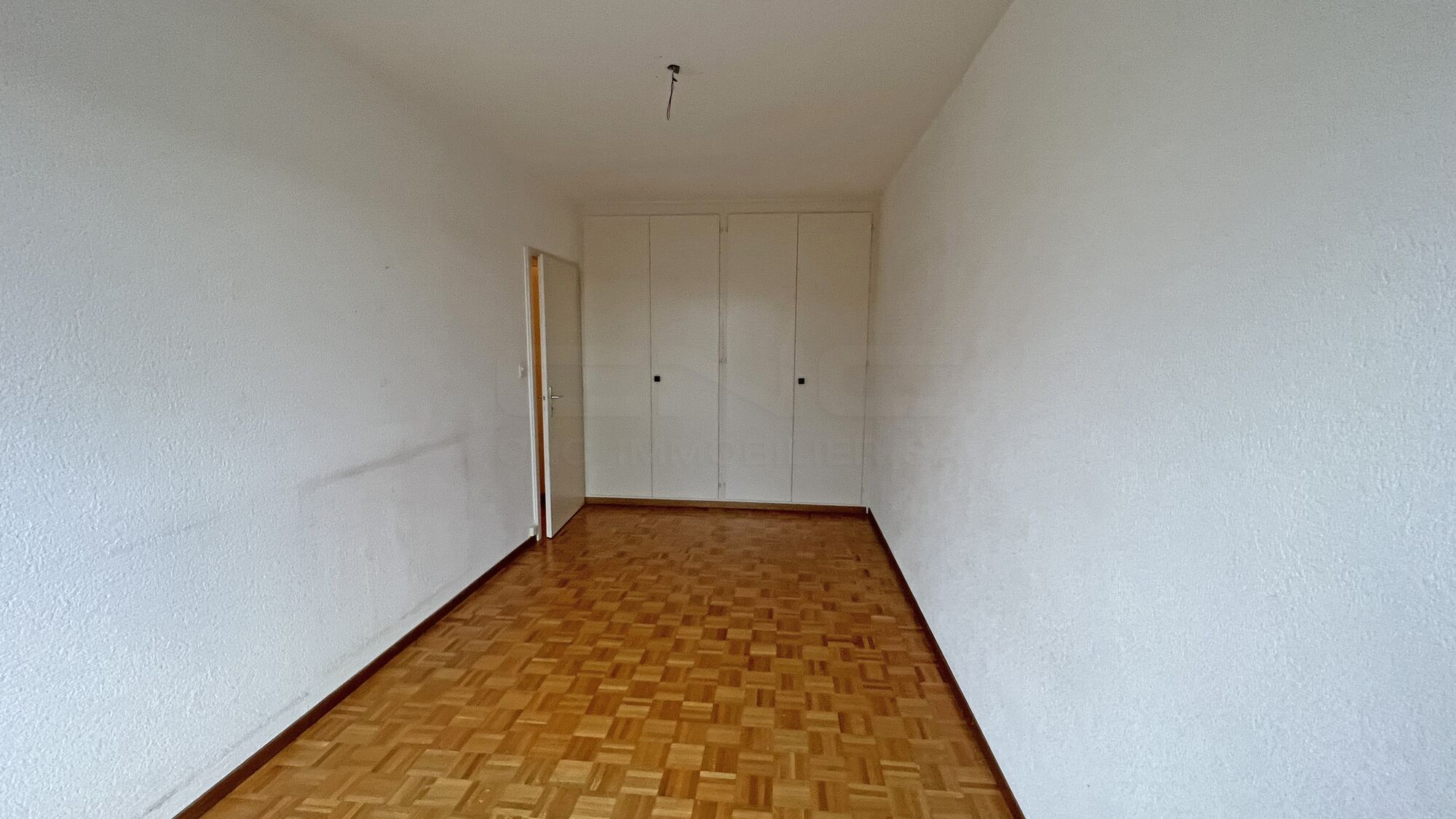 Chambre enfant 2 avec armoire murales