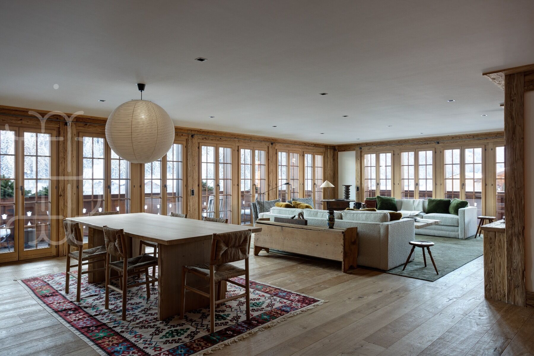 Interior view 2