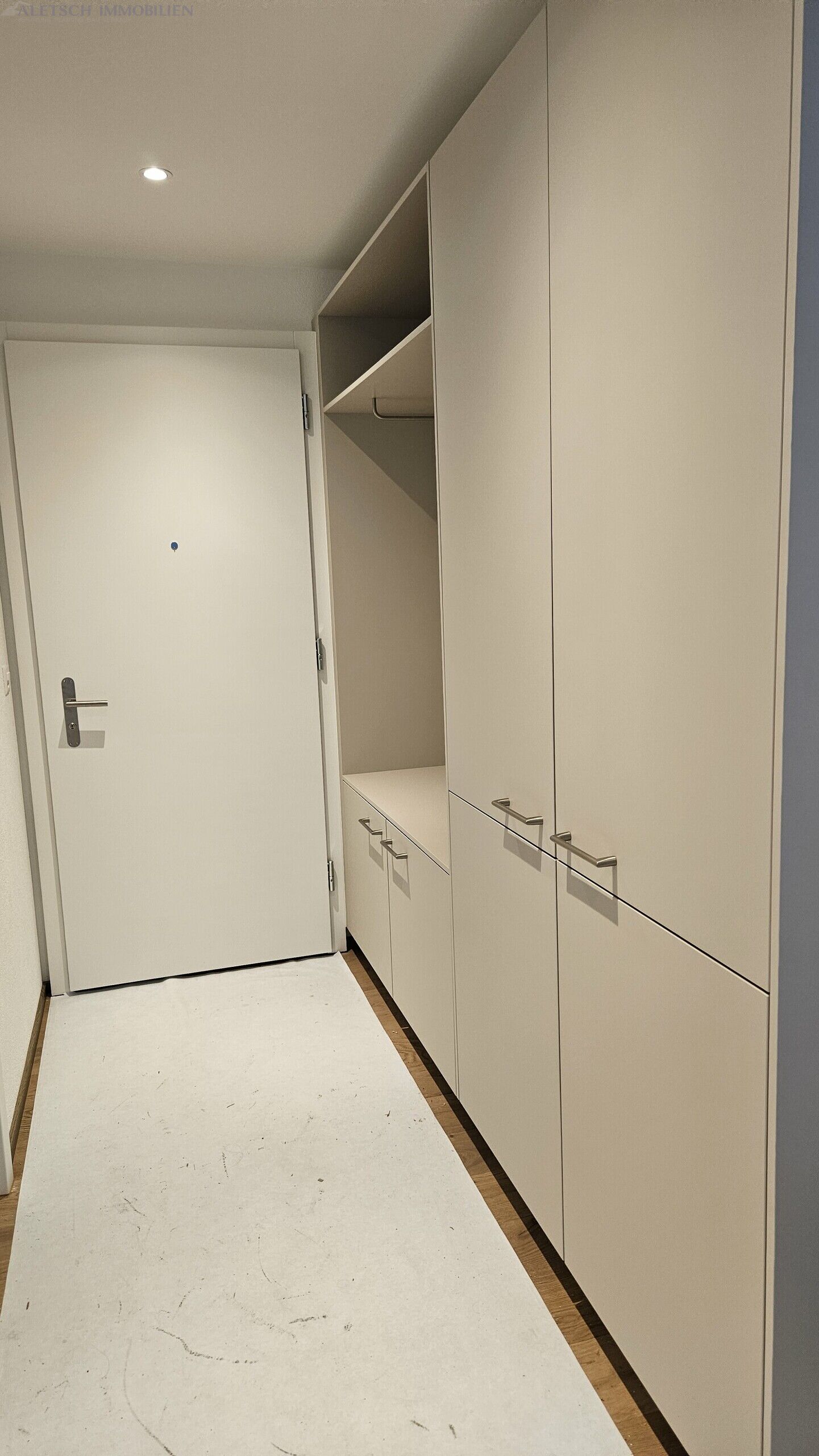 Eingang / Garderobe