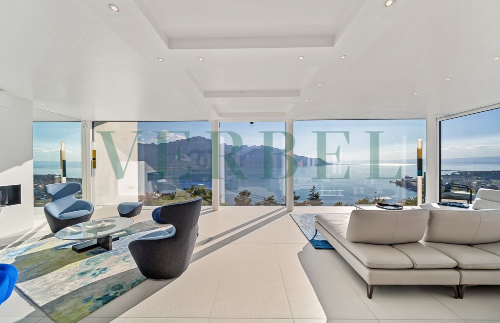 Exceptional villa with unique panoramic view