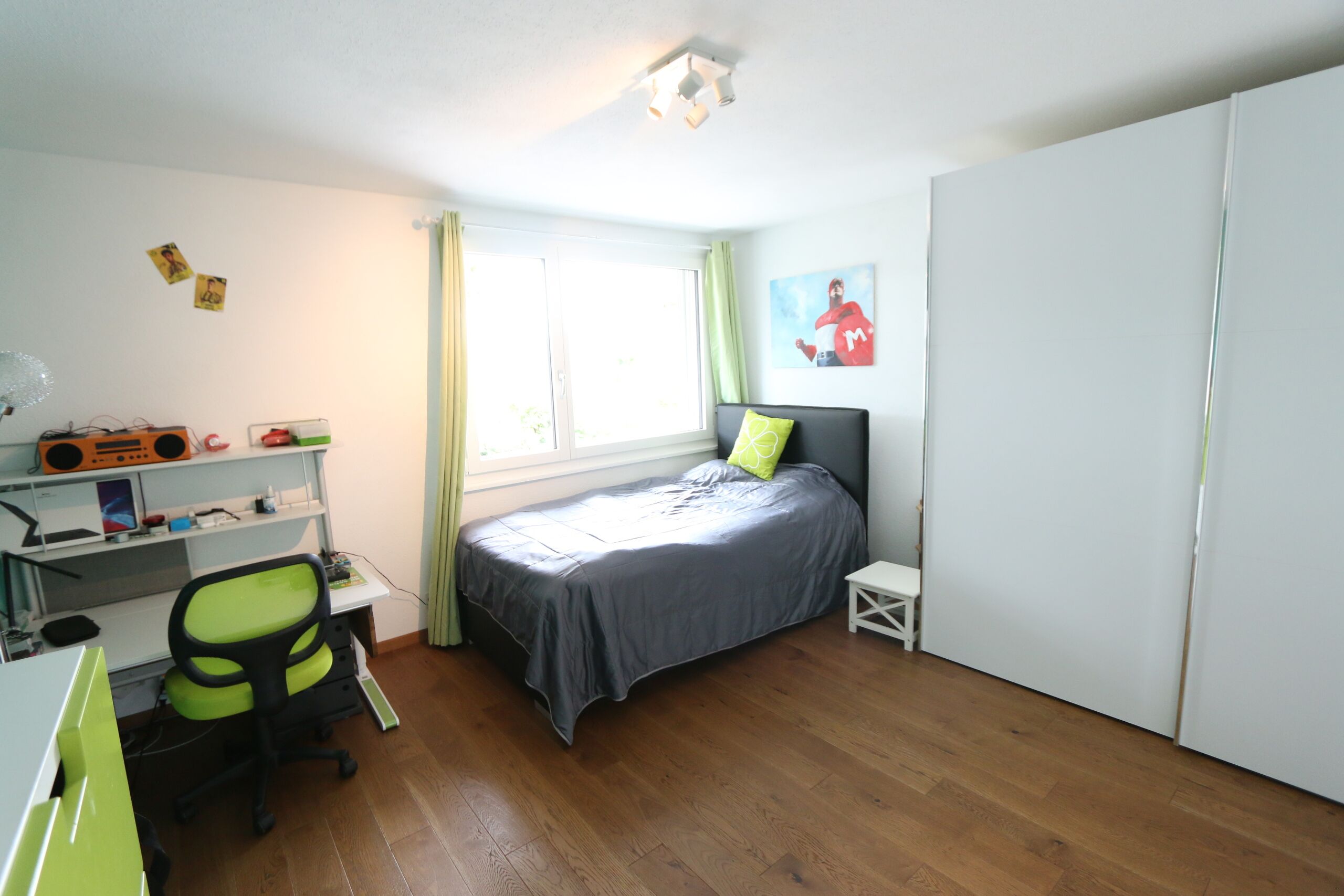 Je Etage bieten zwei Zimmer Platz für individuelle Bedürfnisse