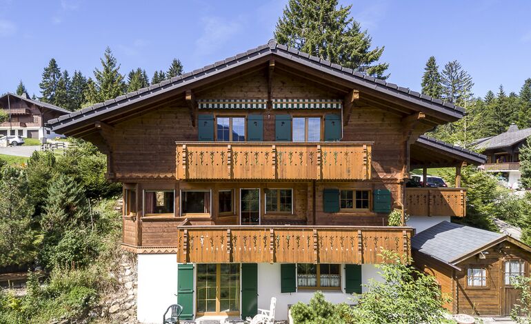 Magnifique chalet de 6 pièces
A proximité des stations de ski !