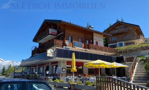 zu verkaufen, Restaurant mit Dachwohnung auf dem Rosswald / VS