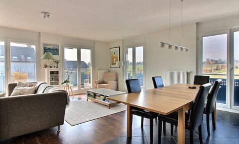 Unique apartment in a quiet area of the centre of Founex, lovely views
