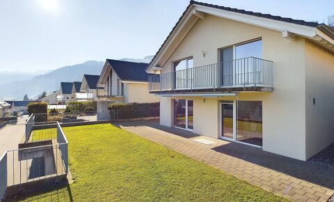 Grosszügiges 7.5-Zimmer-Einfamilienhaus mit Weitblick