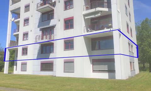 Commercial premises of 268 m2 with 11 underground parking spaces
