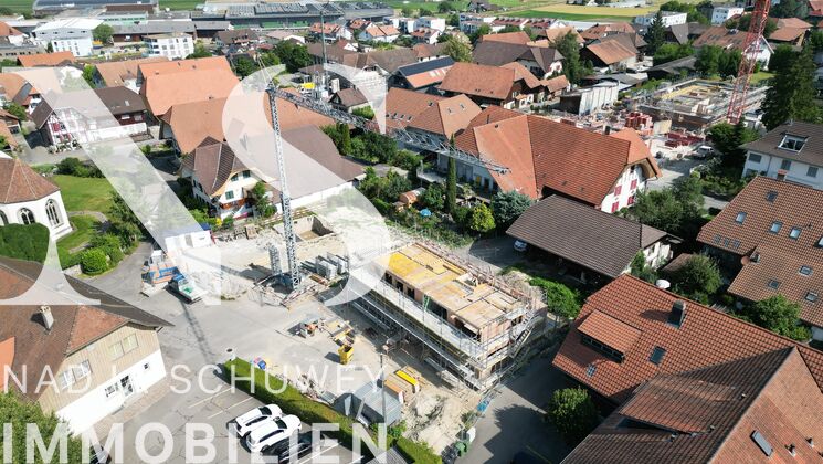 Neues Wohnen im alten Dorfkern - 3.5 Zimmer Wohnung 1. OG