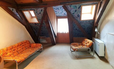 In the mythical medieval town - house of 6.5 pc on 100m2